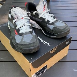 Jordan Air 200E Men’s Size 8